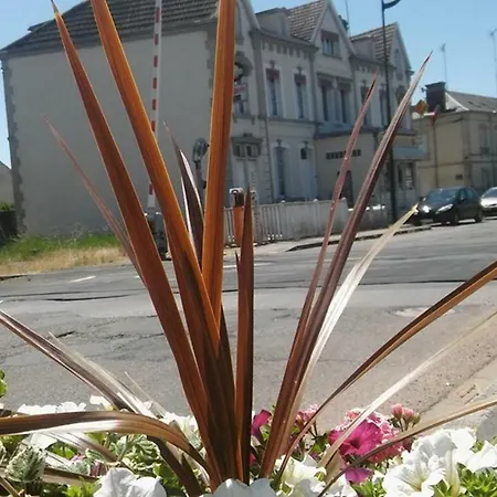 Rue De Noailles - 3 * Hermes